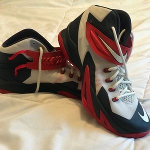 Lebron Soldier 8 Size 12